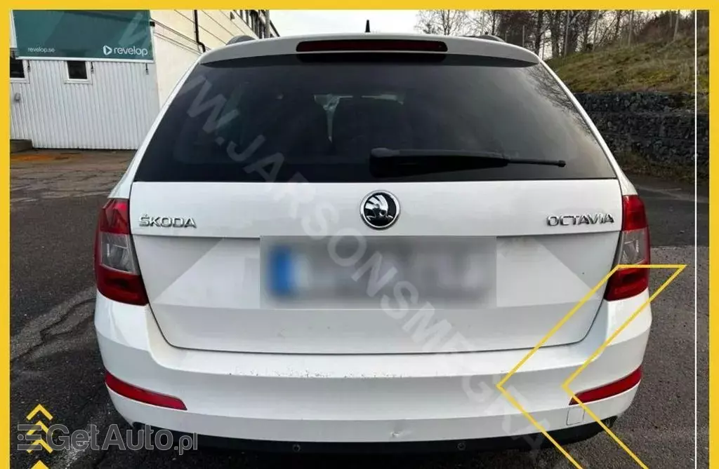 SKODA Octavia 