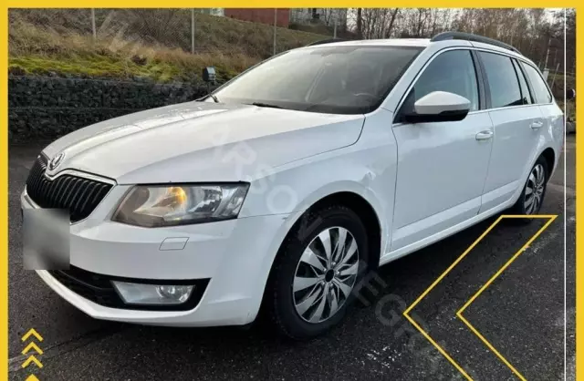 SKODA Octavia 