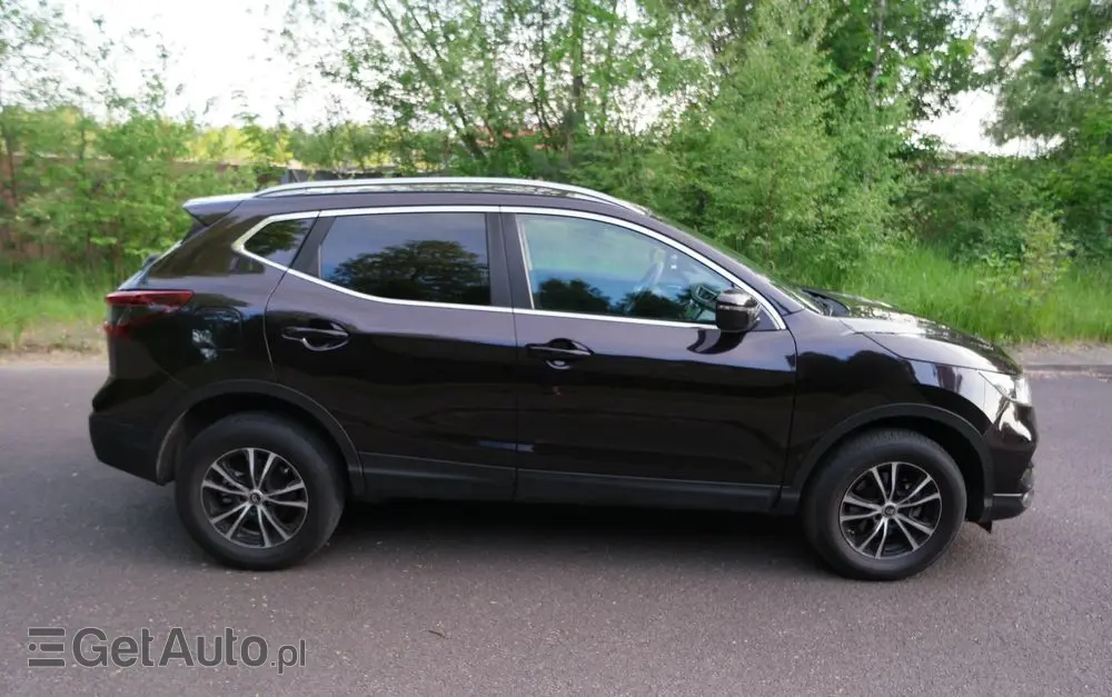 NISSAN Qashqai 1.2 DIG-T Acenta
