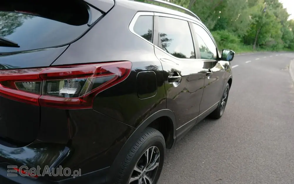 NISSAN Qashqai 1.2 DIG-T Acenta