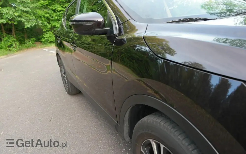 NISSAN Qashqai 1.2 DIG-T Acenta