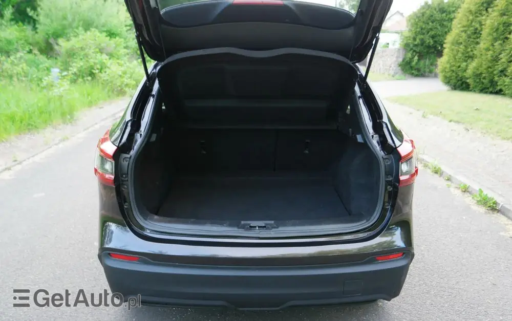 NISSAN Qashqai 1.2 DIG-T Acenta