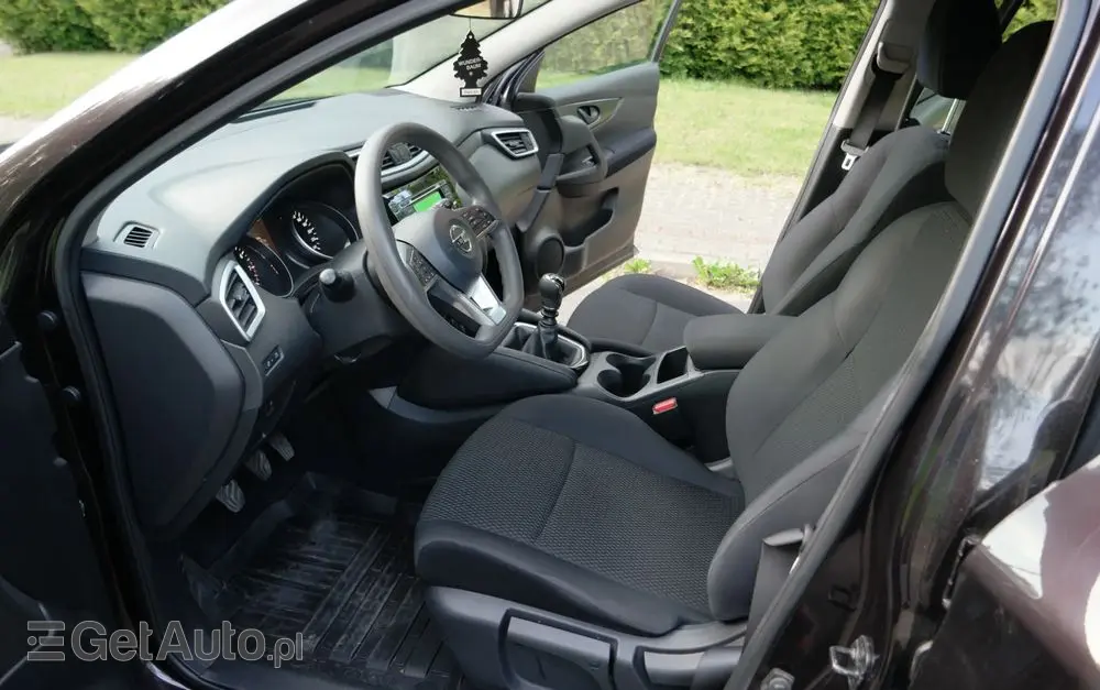 NISSAN Qashqai 1.2 DIG-T Acenta