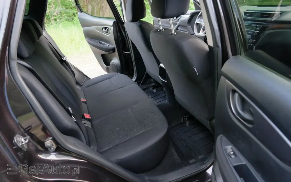 NISSAN Qashqai 1.2 DIG-T Acenta