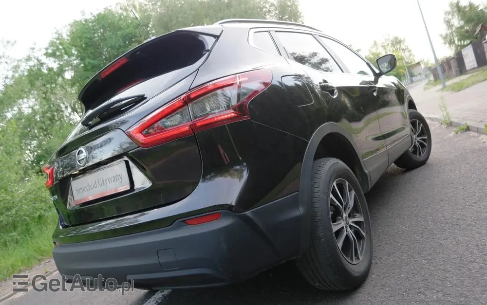 NISSAN Qashqai 1.2 DIG-T Acenta