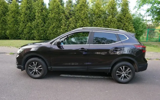NISSAN Qashqai 1.2 DIG-T Acenta