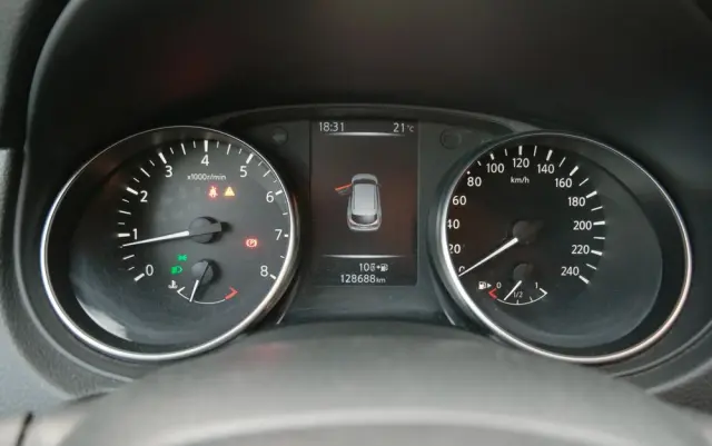 NISSAN Qashqai 1.2 DIG-T Acenta