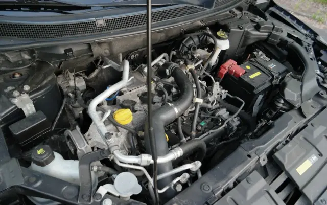 NISSAN Qashqai 1.2 DIG-T Acenta