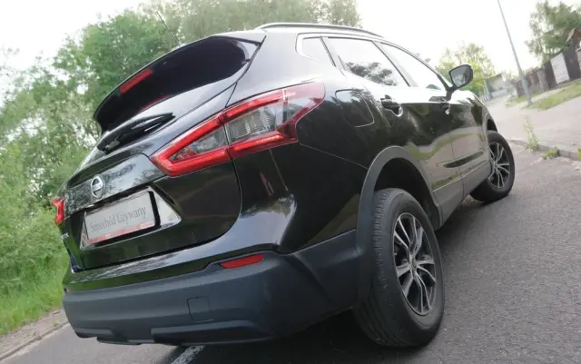 NISSAN Qashqai 1.2 DIG-T Acenta