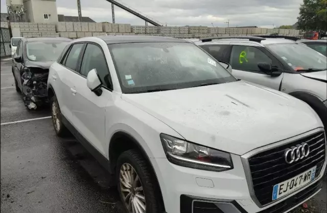 AUDI Q2 