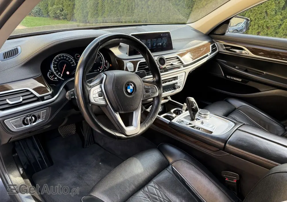 BMW Seria 7 740d xDrive