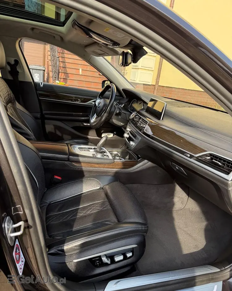 BMW Seria 7 740d xDrive