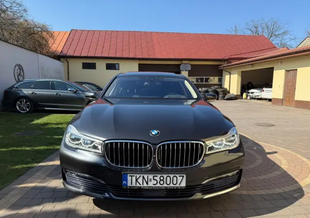 BMW Seria 7 740d xDrive