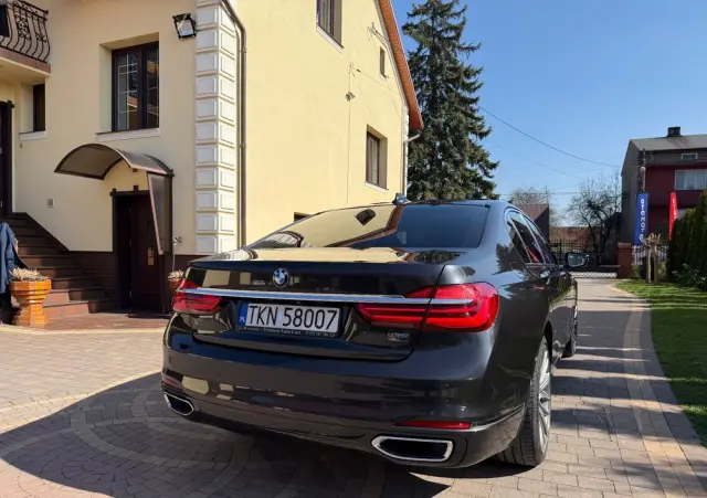 BMW Seria 7 740d xDrive