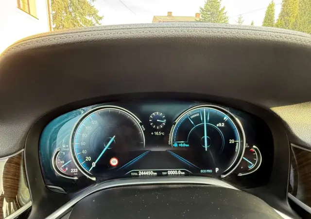 BMW Seria 7 740d xDrive