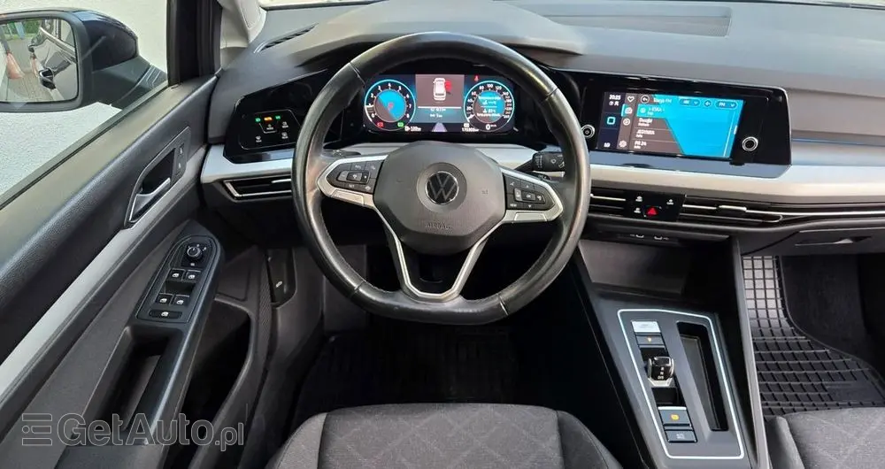 VOLKSWAGEN Golf Variant 1.5 eTSI EVO Life DSG
