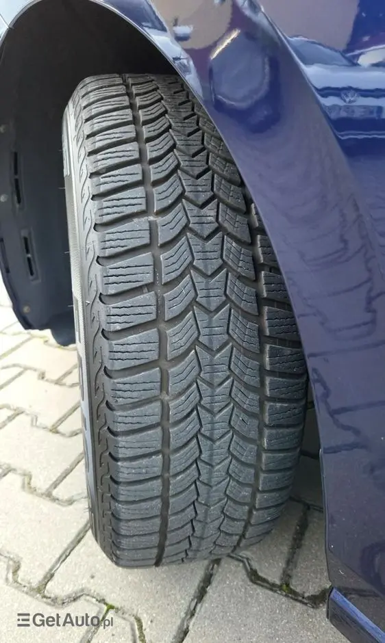 VOLKSWAGEN Golf Variant 1.5 eTSI EVO Life DSG