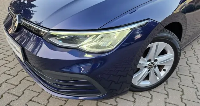VOLKSWAGEN Golf Variant 1.5 eTSI EVO Life DSG