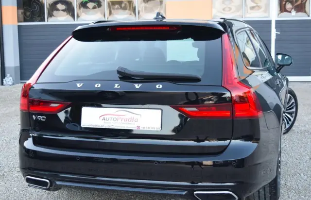 VOLVO V90 D4 Geartronic R Design
