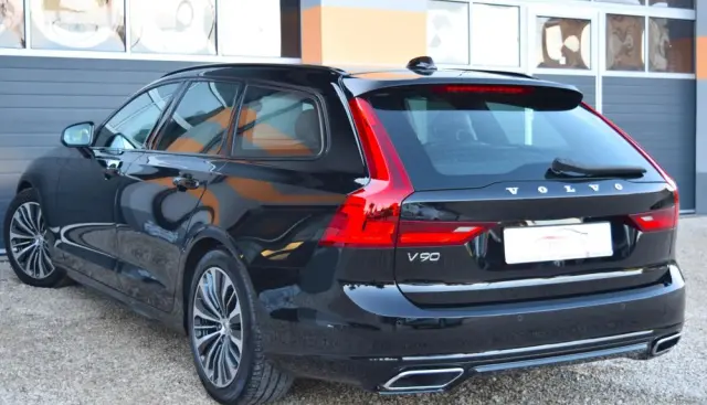 VOLVO V90 D4 Geartronic R Design