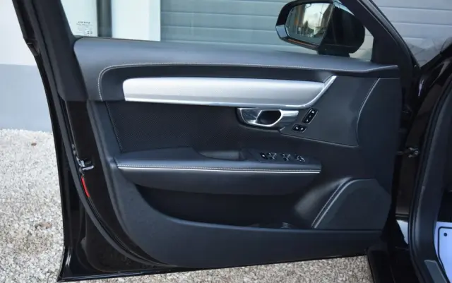 VOLVO V90 D4 Geartronic R Design