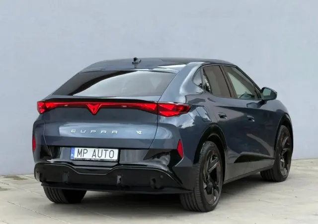 CUPRA Tavascan 