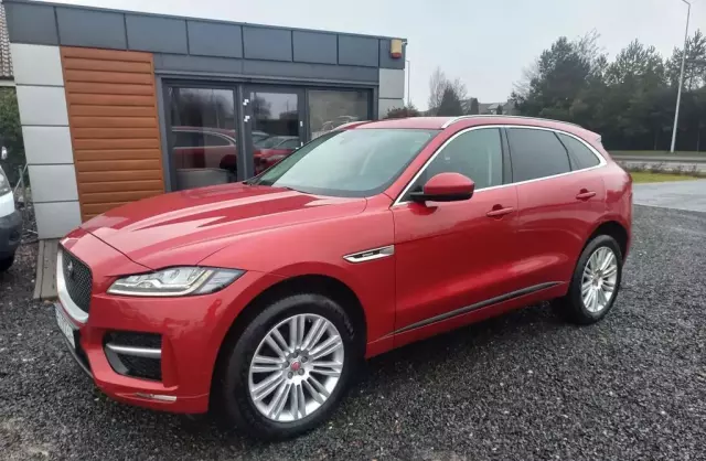JAGUAR F-Pace 