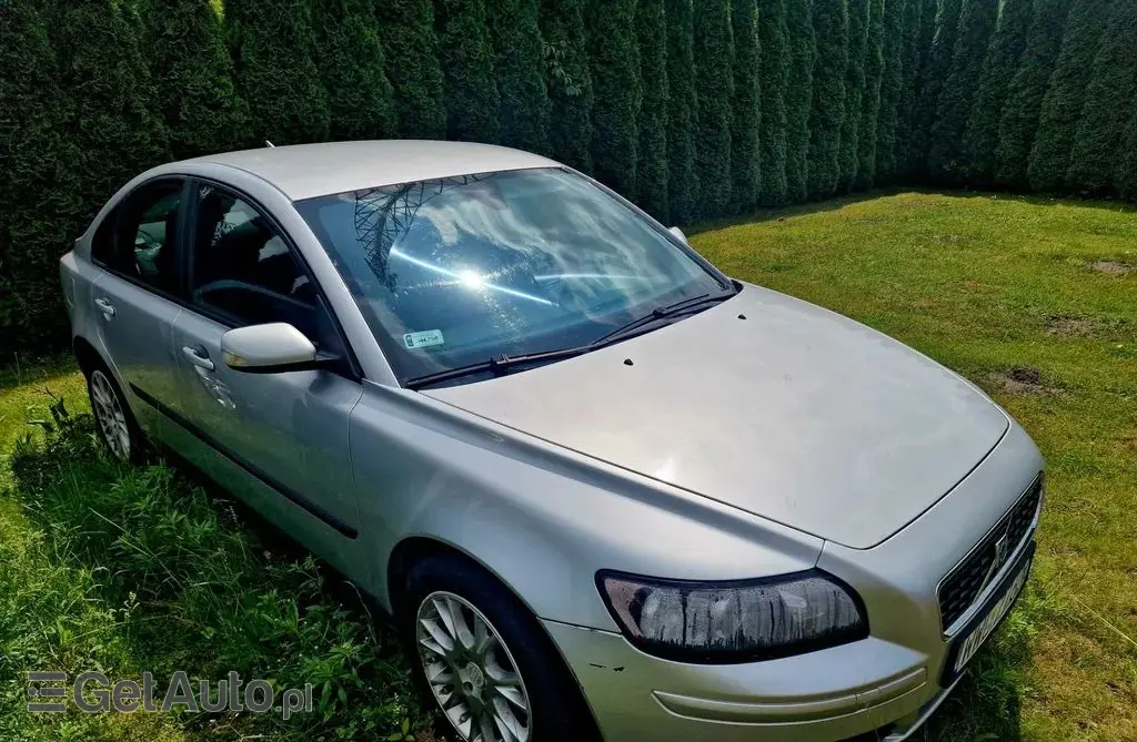 VOLVO S40 
