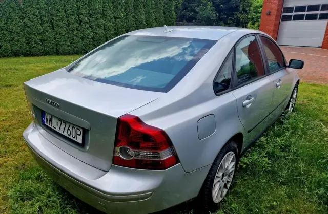 VOLVO S40 