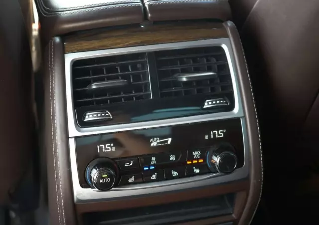 BMW Seria 7 740d xDrive