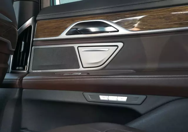 BMW Seria 7 740d xDrive