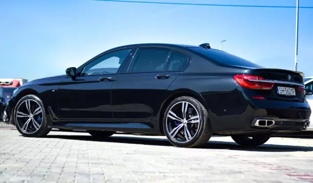 BMW Seria 7 740d xDrive