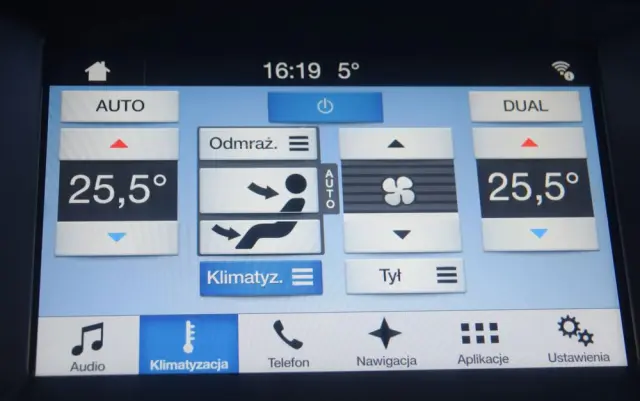 FORD Galaxy 2.0 TDCi Titanium PowerShift