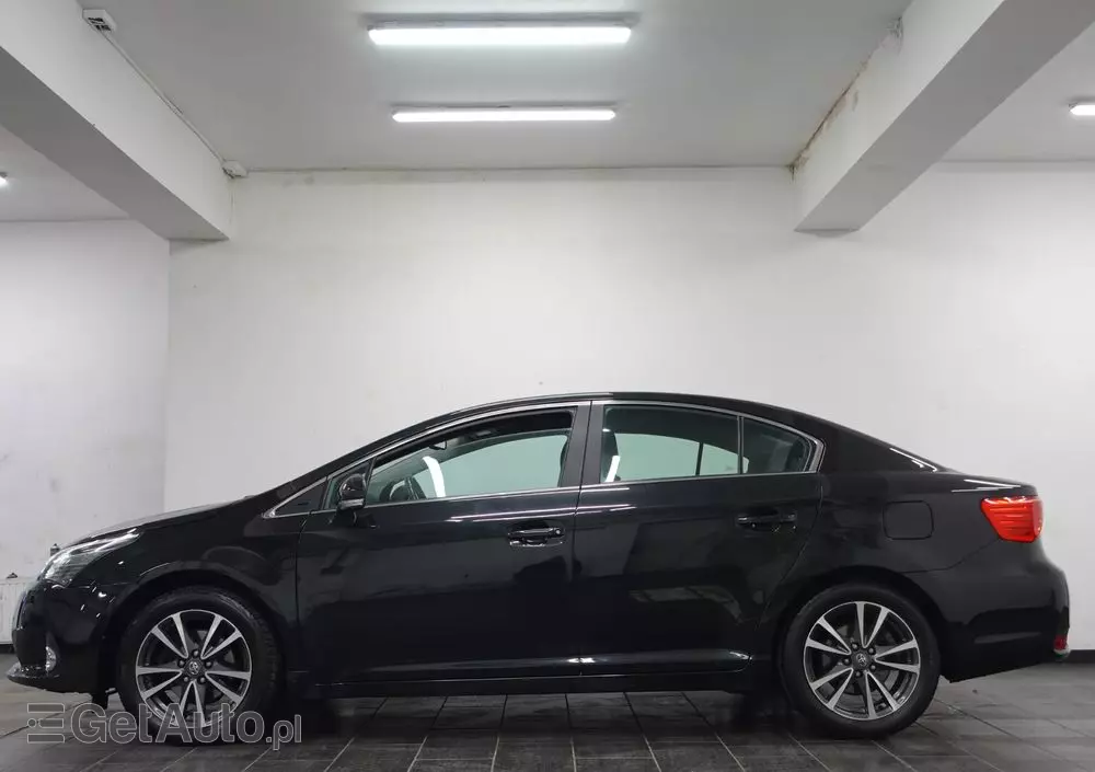 TOYOTA Avensis 1.8 Prestige