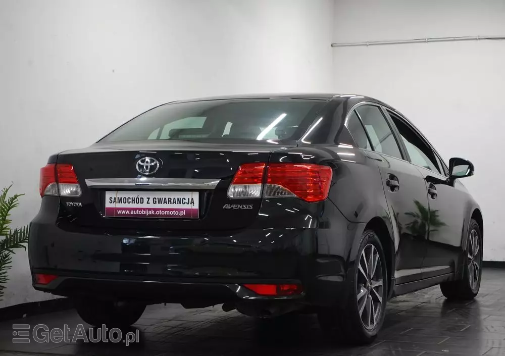 TOYOTA Avensis 1.8 Prestige