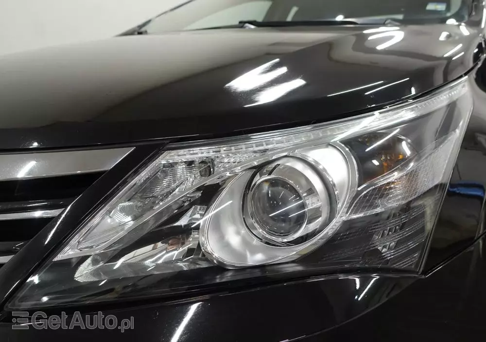 TOYOTA Avensis 1.8 Prestige