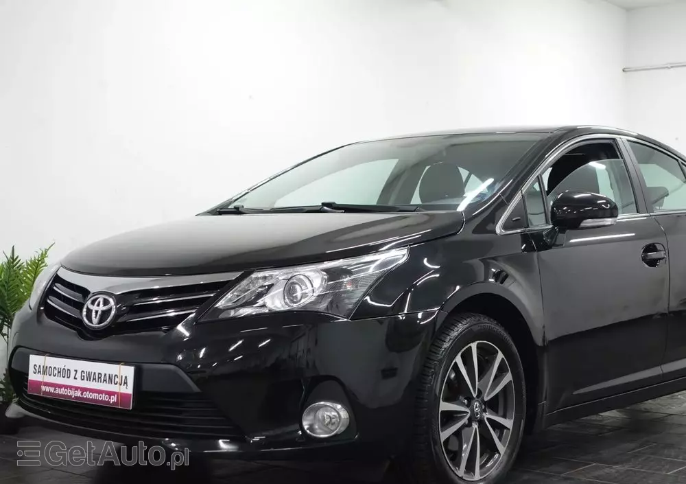 TOYOTA Avensis 1.8 Prestige