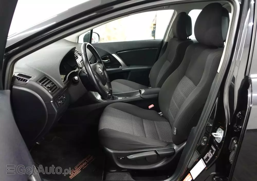 TOYOTA Avensis 1.8 Prestige