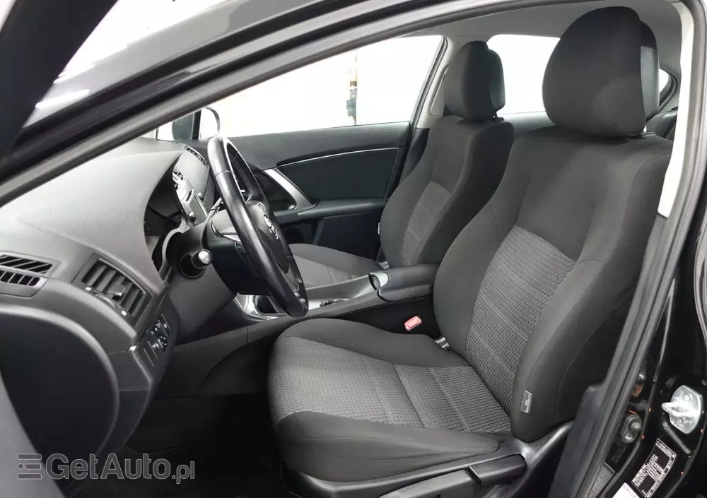 TOYOTA Avensis 1.8 Prestige