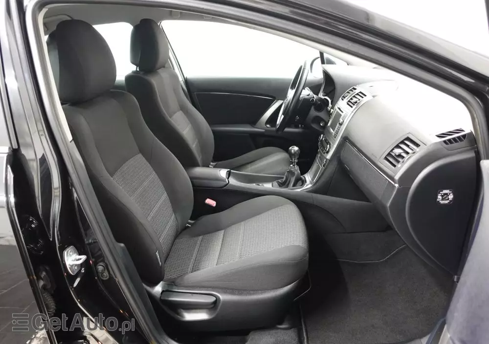 TOYOTA Avensis 1.8 Prestige