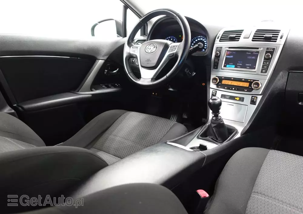 TOYOTA Avensis 1.8 Prestige