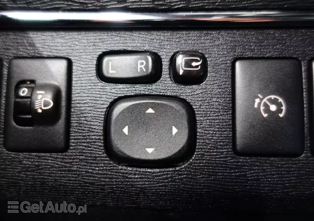 TOYOTA Avensis 1.8 Prestige