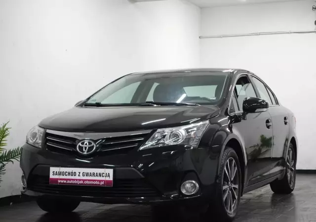 TOYOTA Avensis 1.8 Prestige