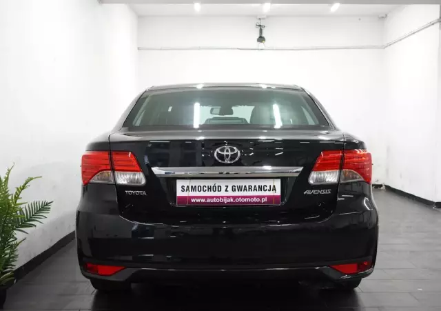 TOYOTA Avensis 1.8 Prestige