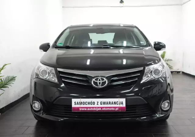 TOYOTA Avensis 1.8 Prestige