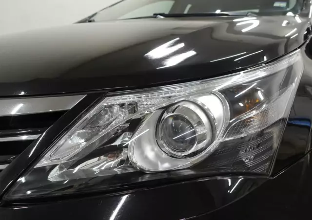 TOYOTA Avensis 1.8 Prestige