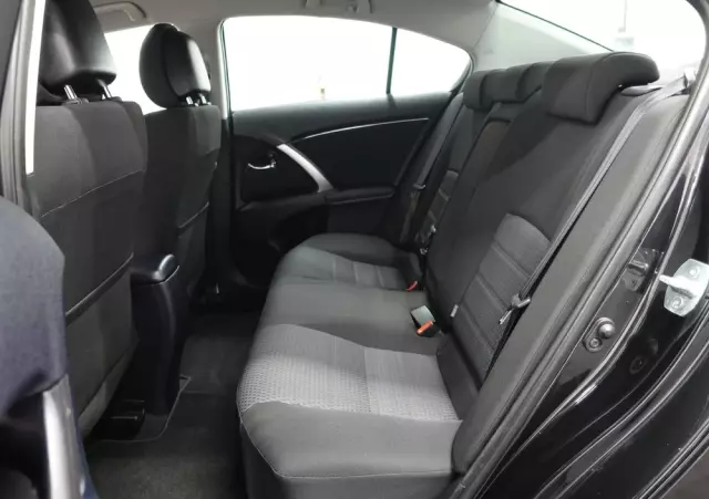 TOYOTA Avensis 1.8 Prestige