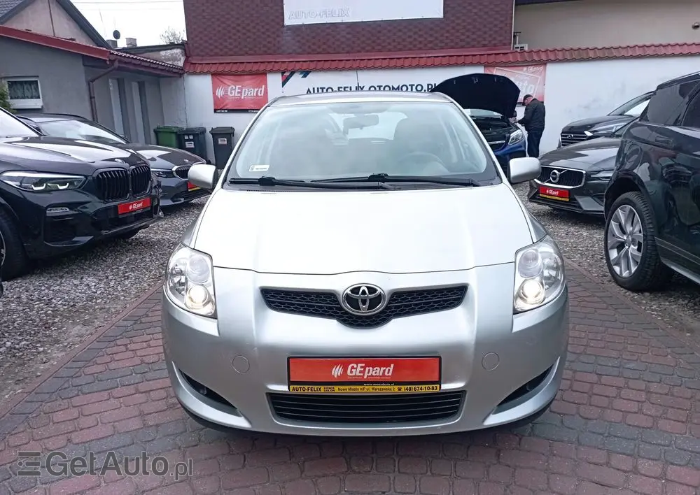 TOYOTA Auris 1.4 D-4D Luna