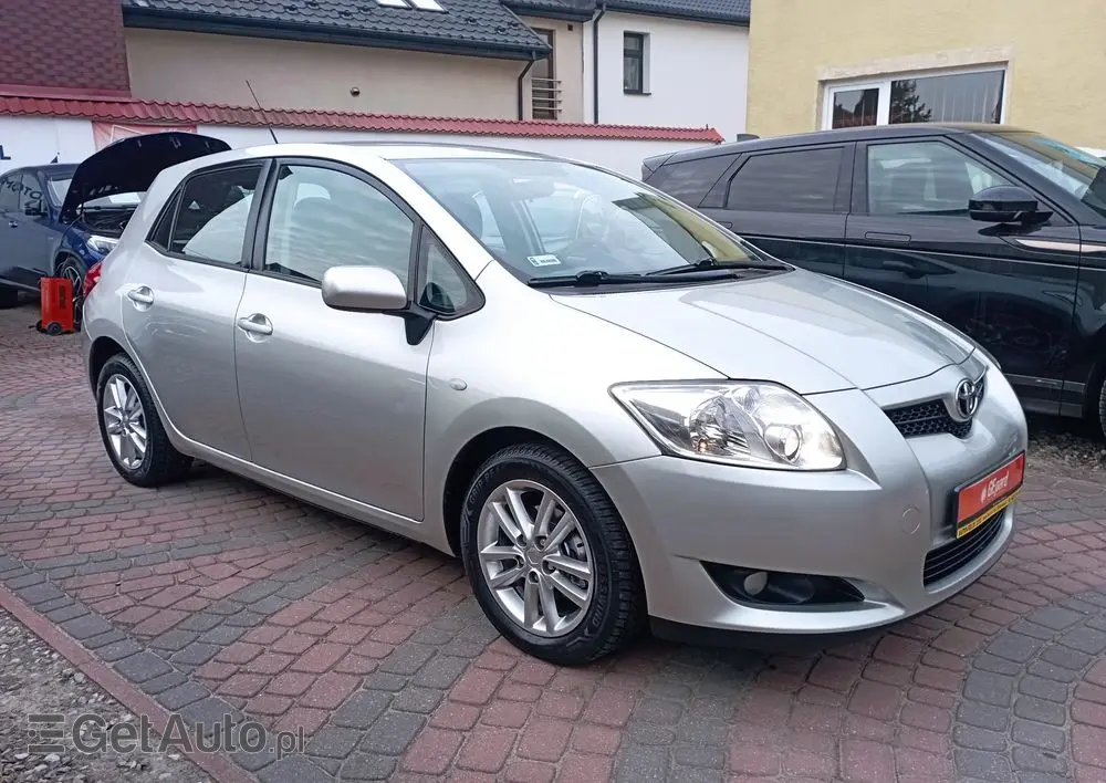TOYOTA Auris 1.4 D-4D Luna