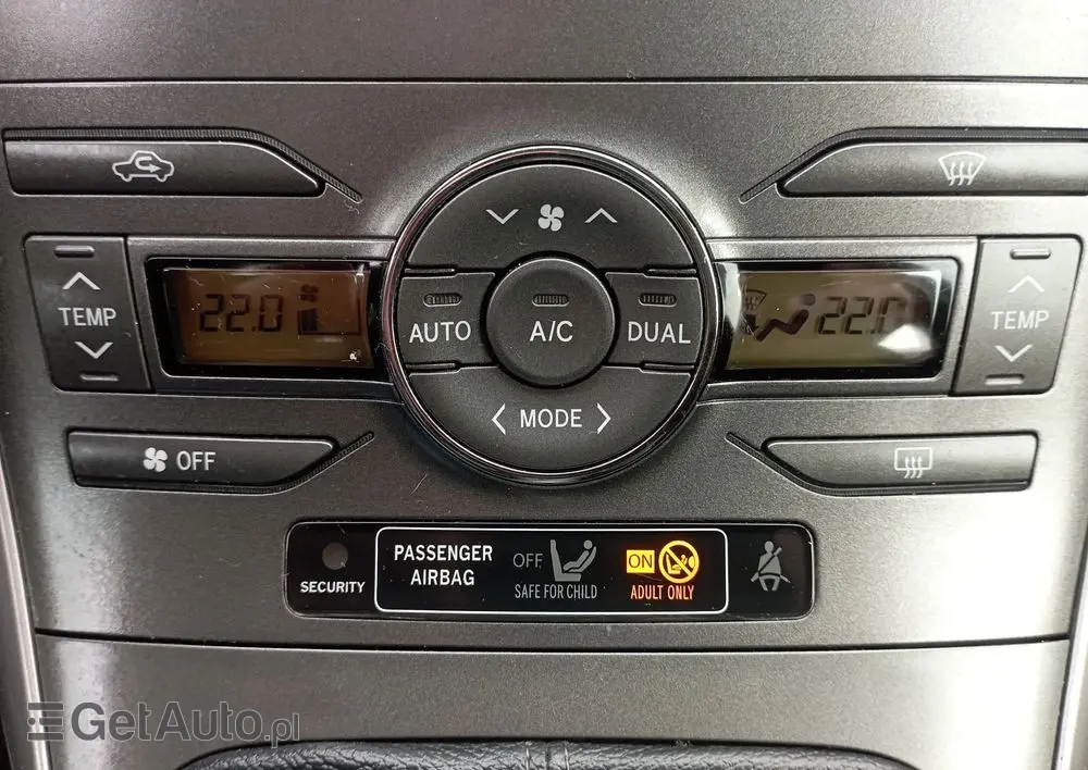 TOYOTA Auris 1.4 D-4D Luna